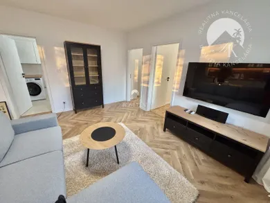 Na prenájom 3-izbový byt, 70 m², Komárno