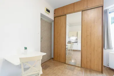 Na prenájom 1-izbový byt, 23 m², Bratislava-Staré Mesto