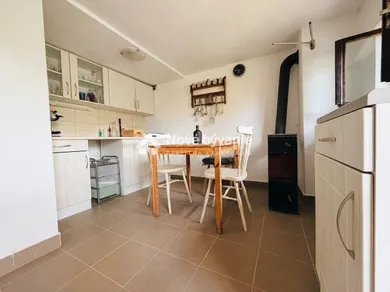 Na predaj 2-izbový rekreačný dom, 539 m², Mojš