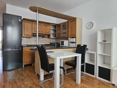 Na predaj 3-izbový byt, 66 m², Senec, Zemplínska