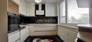 Na predaj 4-izbový byt, 90 m², Sečovce, Obchodná