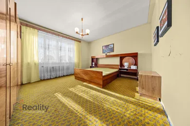 Na predaj 6-izbový dom, 230 m², Gabčíkovo, Hlavná