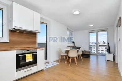 Kiadó lakások, 2-szobás, Bratislava-Petržalka · €700
