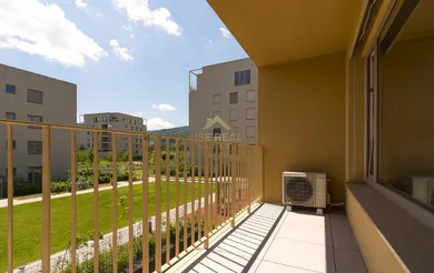 Na prenájom 3-izbový byt, 71 m², Bratislava-Devínska Nová Ves