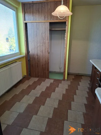 Na predaj 3-izbový byt, 73 m², Hurbanovo, Malá