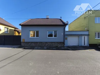 Domy na sprzedaż, 3-pokojowe, Lučenec · €135 000