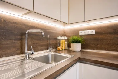 Na predaj 3-izbový byt, 73 m², Bratislava-Petržalka, Wolkrova