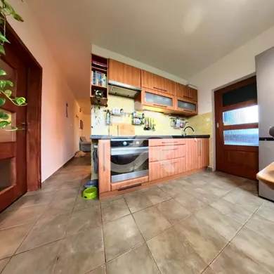 Mieszkania na sprzedaż, 4-pokojowe, Nitra · €205 000