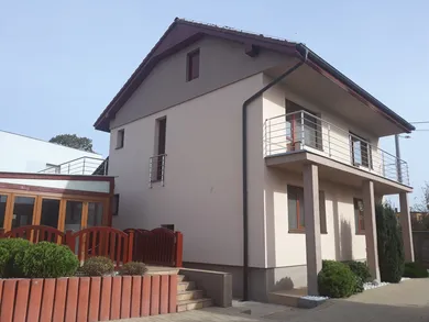 Domy na prenájom, Nitra · €1 300
