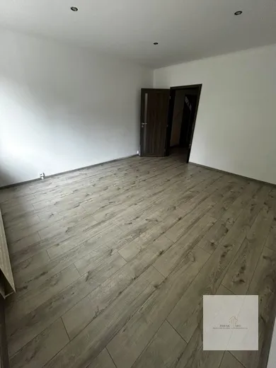 Na predaj 1-izbový byt, 48 m², Šaľa, Slnečná