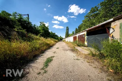 Na predaj objekt v Bratislava-Nové Mesto · €20 500 · Dokončené