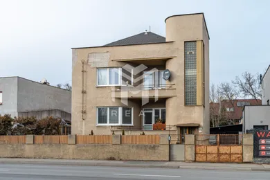 Houses for sale, 6-room in Košice-Sever · €849,990