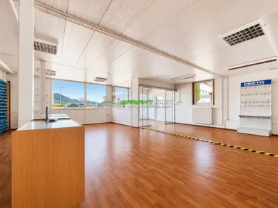 Na prenájom komerčné, 125 m², Prešov, Vranovská