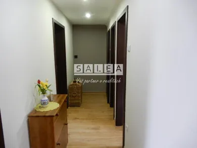 Na predaj dom, 97 m², Želiezovce, -