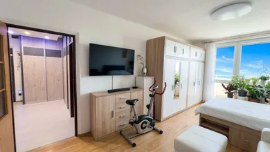 Byty na predaj 3-izbový, Hlohovec · €163 900