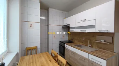 Mieszkania na sprzedaż, 2-pokojowe, Prievidza · €89 000