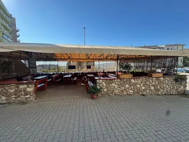Na predaj objekt, 206 m², Bratislava-Karlova Ves, Matejkova