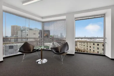 Na prenájom komerčné, 100 m², Bratislava-Ružinov, Plynárenská