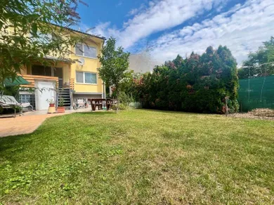 Na predaj dom v Komárno · €269 000 · Dokončené
