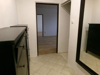 Na prenájom 2-izbový byt, 54 m², Bratislava-Ružinov, Nezábudková
