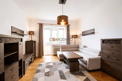Byty na prenájom 2-izbový, Bratislava-Staré Mesto · €780