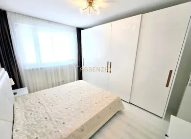 Na prenájom 3-izbový byt, 90 m², Bratislava-Ružinov, Na Križovatkách