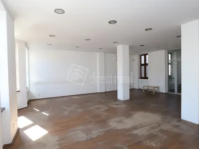 Na prenájom komerčné, 80 m², Dunajská Streda, Hlavná