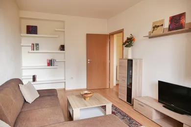 Na predaj 2-izbový byt, 50 m², Šamorín, Školská