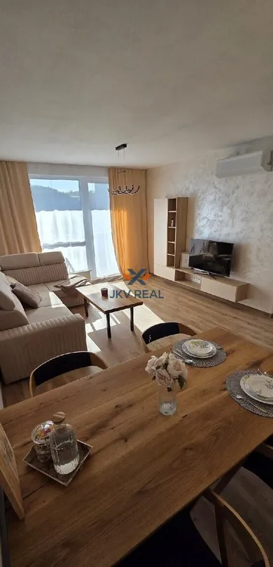 Kiadó lakások, 2-szobás, Nitra · €900