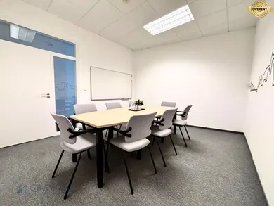 Na prenájom komerčné, 22 m², Bratislava-Ružinov, Prievozská