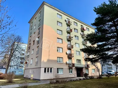 Byty na predaj 3-izbový, Liptovský Mikuláš · €650