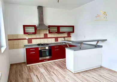 Mieszkania na wynajem, 2-pokojowe, Trenčín · €550