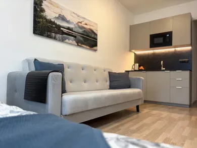 Na predaj 1-izbový byt, 33 m², Bratislava-Staré Mesto, Zámocká