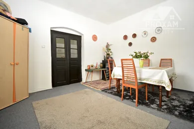Na predaj 3-izbový dom, 150 m², Nové Hony, žiadna