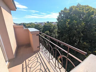 Mieszkania na wynajem, 3-pokojowe, Košice-Staré Mesto · €990