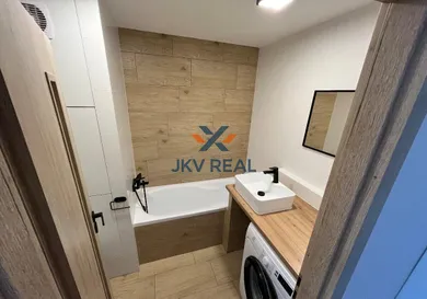 Na prenájom 2-izbový byt, 56 m², Prešov, Ďumbierska