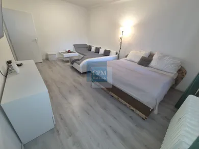 Byty na prenájom 1-izbový, Bratislava-Ružinov · €740