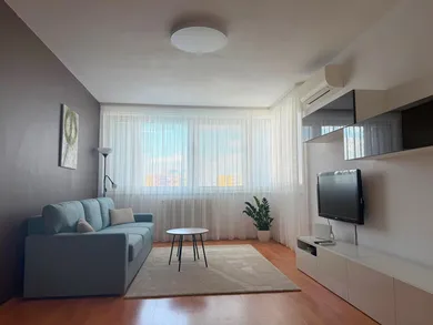Byty na prenájom 2-izbový, Bratislava-Ružinov · €750