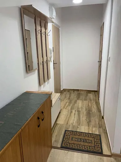 Na prenájom 1-izbový byt, 38 m², Brezno, Československej armády