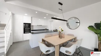 Na predaj 2-izbový byt, 140 m²