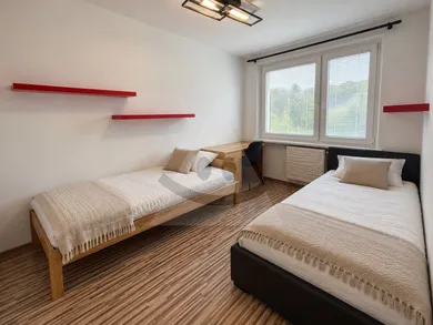 Na prenájom 4-izbový byt, 83 m², Martin