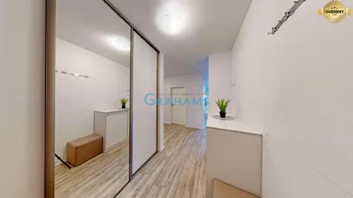 Na prenájom 3-izbový byt, 72 m², Bratislava-Nové Mesto, Nobelova