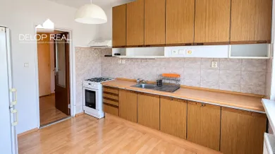 Na predaj 4-izbový byt, 82 m², Bratislava-Devínska Nová Ves