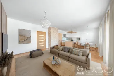 Na predaj 4-izbový byt, 99 m², Bratislava-Nové Mesto, Pod Vachmajstrom