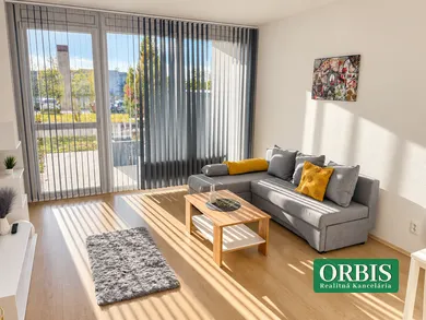 Na prenájom 2-izbový byt, 53 m², Pezinok, Silvánová