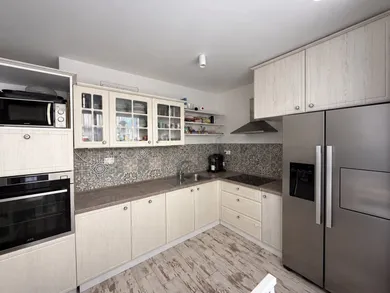 Na predaj 4-izbový dom, 51 m², Zlaté Moravce, Športová