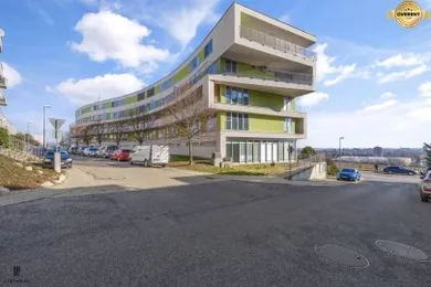Byty na prenájom 4-izbový, Bratislava-Nové Mesto · €1 600