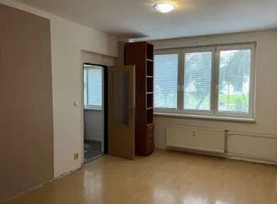 Na predaj 2-izbový byt, 56 m², Zvolen, Pribinova