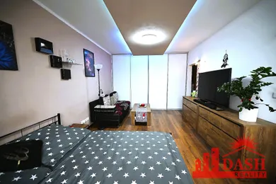 Byty na predaj 1-izbový, Trenčín · €116 000