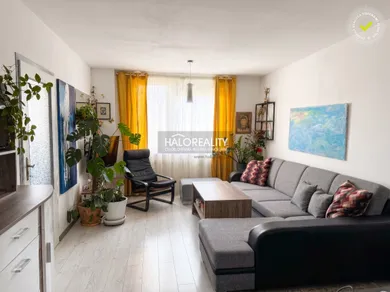 Na predaj 4-izbový byt, 98 m², Partizánske, Pod Šípkom
